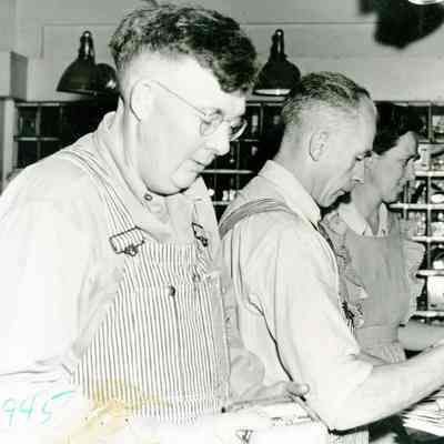 Oregon City Post Office Employees - 1945