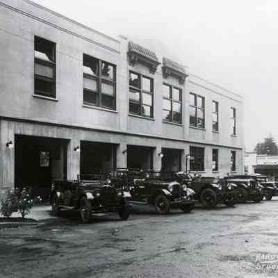 O.C. Fire Dept. and City Hall, Aug 1931.: Copyright: Clackamas County Historical Society; Origformat: Print-Photographic