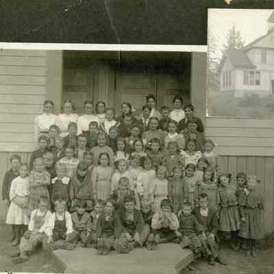 Canemah School Students - Inset of School Building