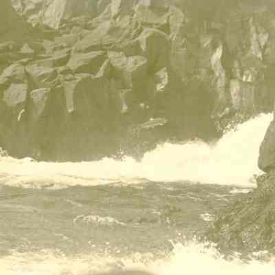 Willamette Falls 1914 - Fish Ladders