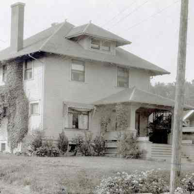 Hoss, Hal - Oregon City House
