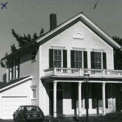 McCown House (Colonial Revival Style)