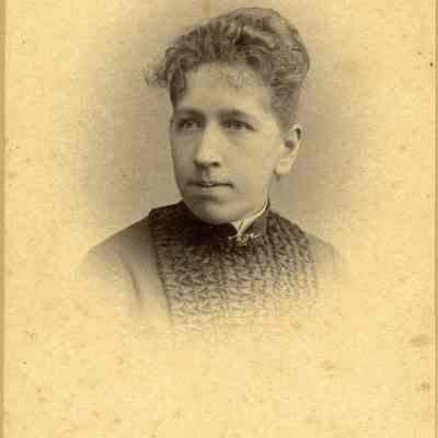 Austin, Mrs. Robert