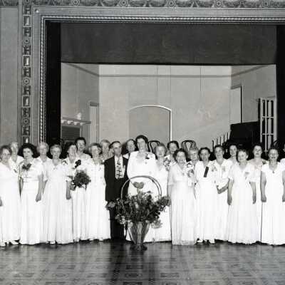 Spanish-American Veterans Auxiliary Group Portrait