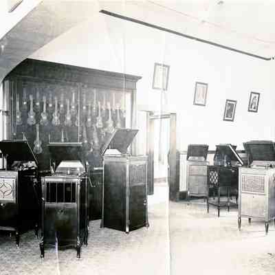 Oregon City 1919 - Burmeister and Andresen Jewelry Store 1919 - Music Department - 7th and Main Street