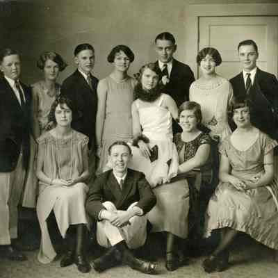 Oregon City High School Students 1925