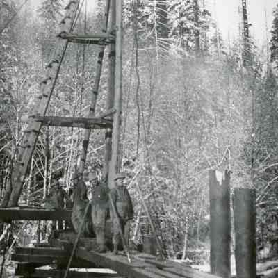 Construction of Oregon Railroad Bridge 1892-1893