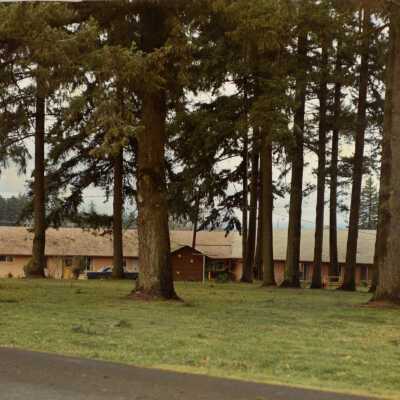 Sierra Vista Care Center - 1680 Molalla Avenue - Marquis Care Center