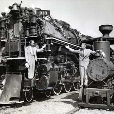 Oregon Steam Locomotive - "Oregon Pony" Locomotive with modern locomotive 1950