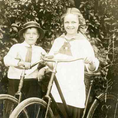 Beatie Family - Lot Beatie and Margaret Beatie Guynes