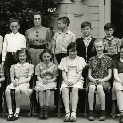 Eastham School Students 1940 - 5th Grade - Oregon City