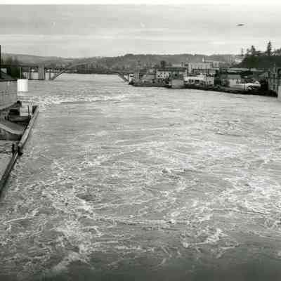 1942 Flood - Willamette River with Arch Bridge in Background