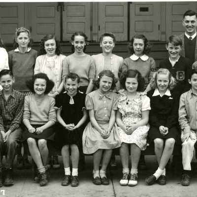 Eastham School Students 1947 - 6th Grade - Oregon City
