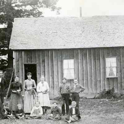 Riverside School and Students 1886 - Milwaukie, Oregon - Concord Road