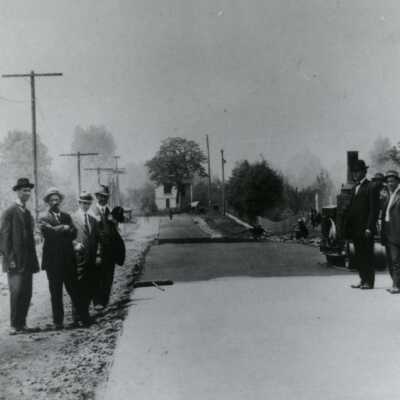Paving 82nd Street south of Portland - 1918