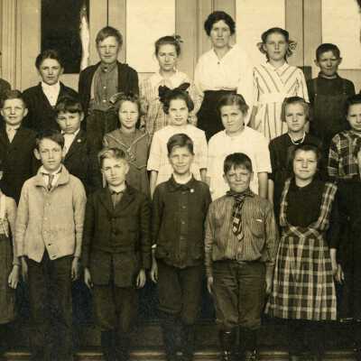 Eastham School Students 1919 - Oregon City