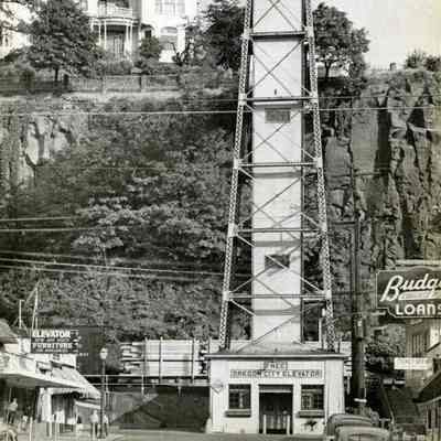 Old Oregon City Elevator