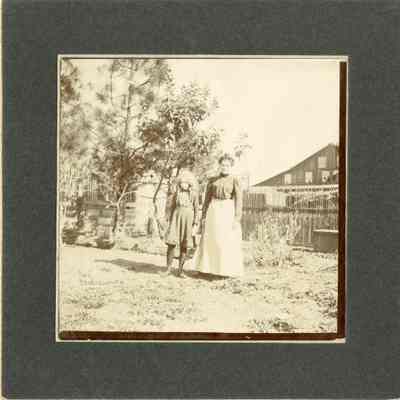 Davis, Bess and Dora (Talbert)