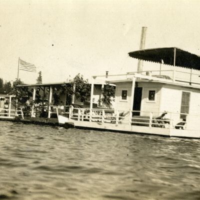 Oaks Yacht Club Moorage - Sellwood Area - Willamette River Oregon - No Date