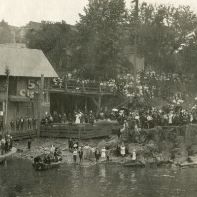 Steamboat "Oregona" - 1896 - at 8th Street Dock - Oregon City