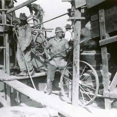 Oregon City/West Linn Arch Bridge Construction - 1922