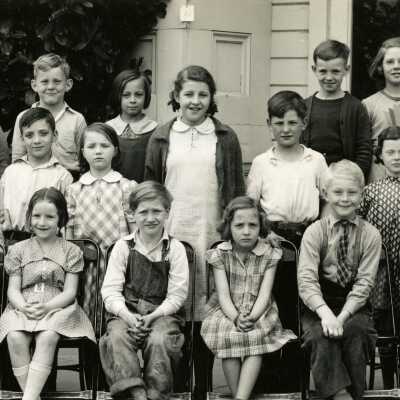 Eastham School Students 1938 - 2nd Grade - Oregon City