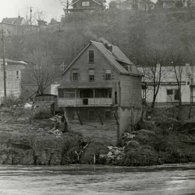 House on Willamette River below 4th and Water Streets - 1950's