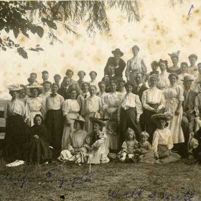 Picnic at Willamette Park - 1906