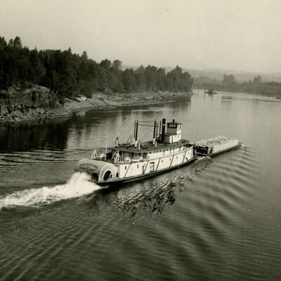 Steamboat "N. R. Lang" 1923 - with Barge on Willamette River