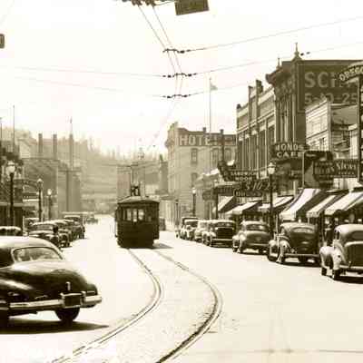 Oregon City 1930s - Streetcar on Main at 6th