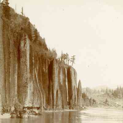 Cape Horn, Cigar Rock, Columbia River Gorge, Oregon 1899