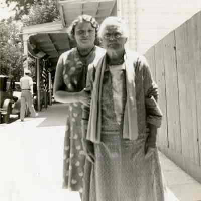 Burns Family Collection - Margaret Elizabeth Burns - nee Kelly