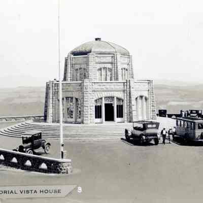 Columbia River Gorge Photo Series - Memorial Vista House at Crown Point