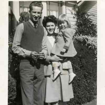 Hoss, Laura and Ross, Bob