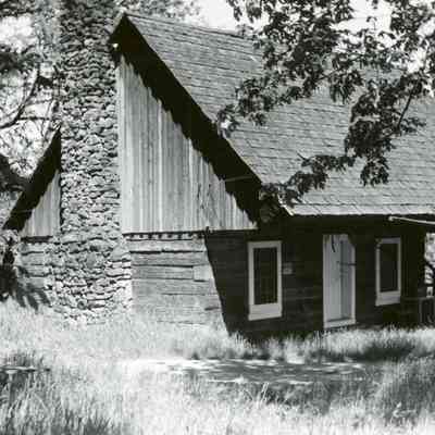 Baker Cabin - Carver, Oregon