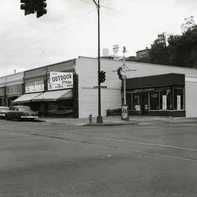 Oregon City 1960's - Street Scene - Corner of Main and McLoughlin - Mid 1960's