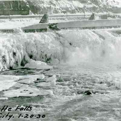 Willamette Falls 1930 - Frozen