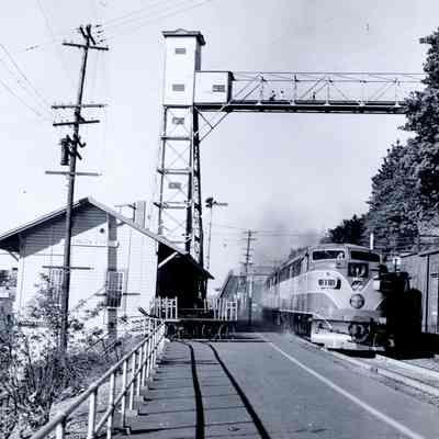 Old Oregon City Elevator Prior to Construction of New Elevator 1954