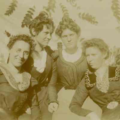 Talbert, Mollie, Dora, Jessie