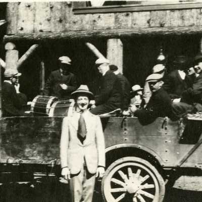 Instrumental band in truck, Wilhoit Springs