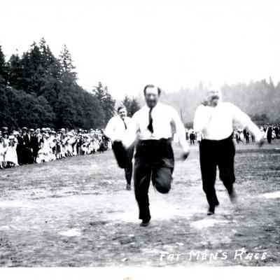 Chautauqua Festival 1914 - Gladstone, Oregon - Fat Men's Race