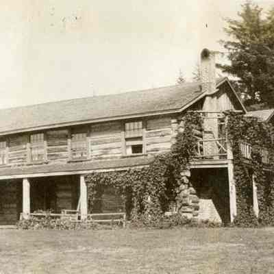 Barnett Album - Believed to be the Log Hotel in Canon Beach Oregon