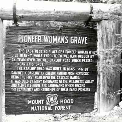 Pioneer Woman's Grave - Barlow Road