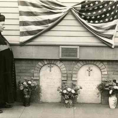 McLoughlin Graves 1947 - Monsignor Hildebrand Before Move