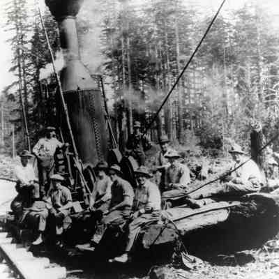 Estacada 1905 - Logging Up the Clackamas River With Steam Engine