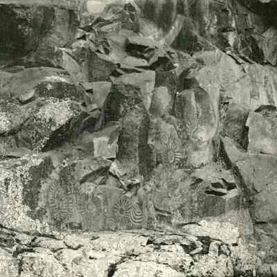 Native American Pictographs (Petroglyphs?)