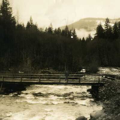 Zigzag River Oregon - Bridge Crossing River