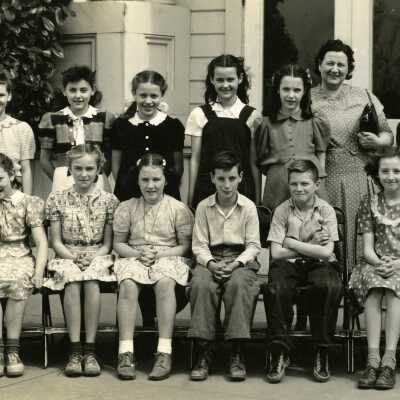 Eastham School Students 1942 - 5th Grade - Oregon City