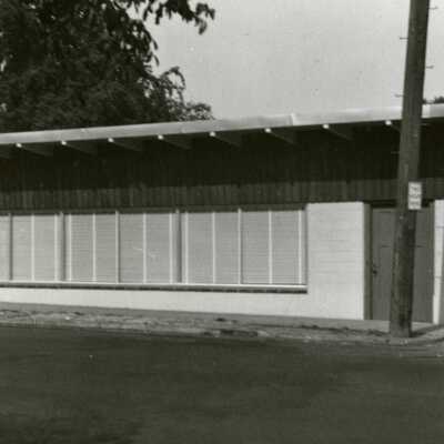 Mertie Stevens Guest House, 607 Washington Street, Oregon City, October 1950. - Also location for Wally's Music.