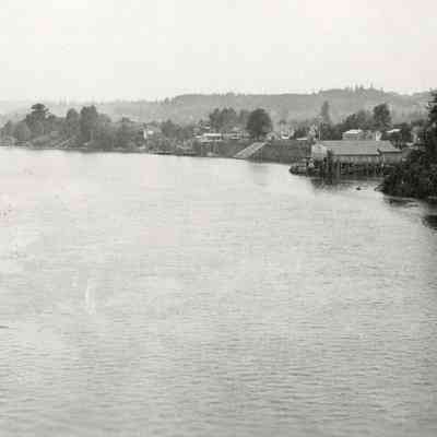 Willamette River 1919 - Looking North from the West Linn-Oregon City Bridge